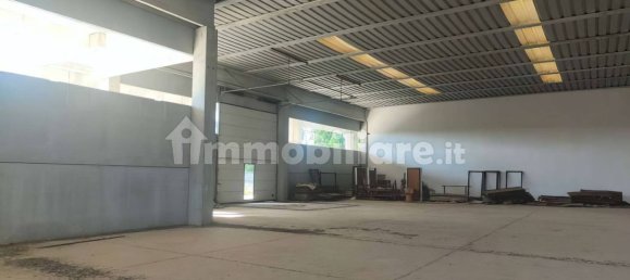 Склад с 5 комнатами в Сабаудия, Италия № 47733 17