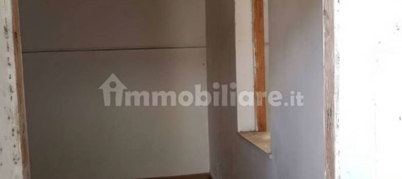 Склад с 5 комнатами в Сабаудия, Италия № 47733 26