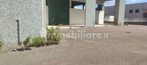 Склад с 5 комнатами в Сабаудия, Италия № 47733 39