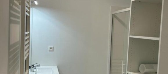 1 bedroom Apartment in La Seyne-sur-Mer, France No. 339859 3