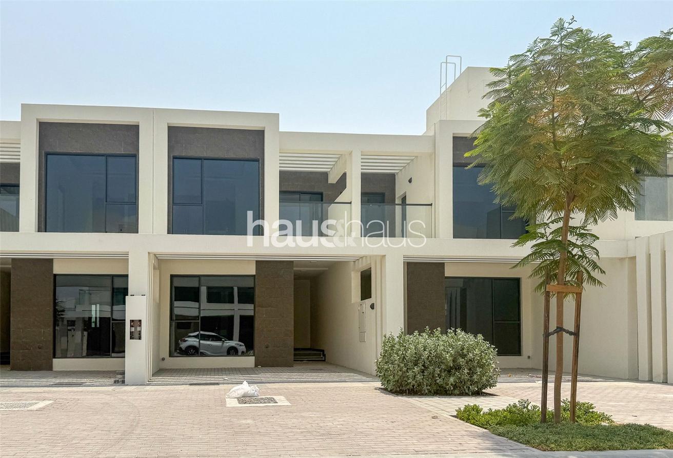 Adosado de 3 dormitorios en DAMAC Hills (Akoya by DAMAC), UAE No. 99105