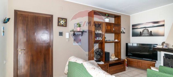 2 bedrooms Apartment in Mascalucia, Italy No. 120224 4