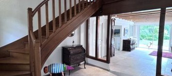 5 bedrooms Villa in Beaune, France No. 278959 9