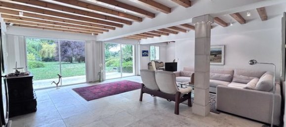 5 bedrooms Villa in Beaune, France No. 278959 6