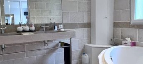 5 bedrooms Villa in Beaune, France No. 278959 14