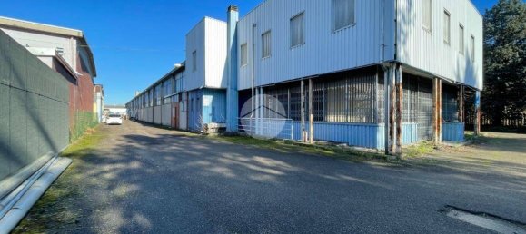 5 rooms Warehouse in Cerano, Italy No. 137067 6