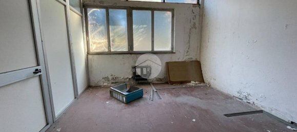 5 rooms Warehouse in Cerano, Italy No. 137067 23