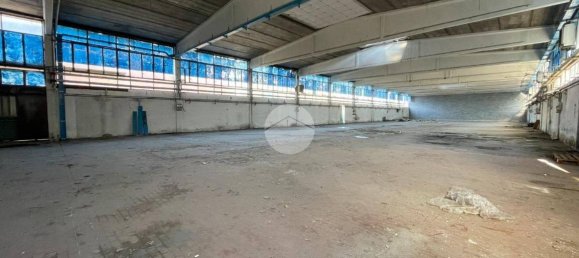 5 rooms Warehouse in Cerano, Italy No. 137067 9