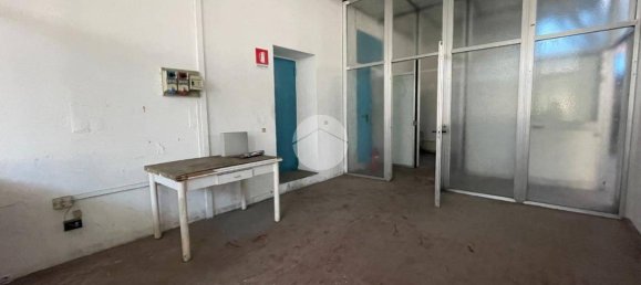5 rooms Warehouse in Cerano, Italy No. 137067 24
