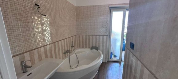 5 rooms Apartment in Soverato, Italy No. 221809 16