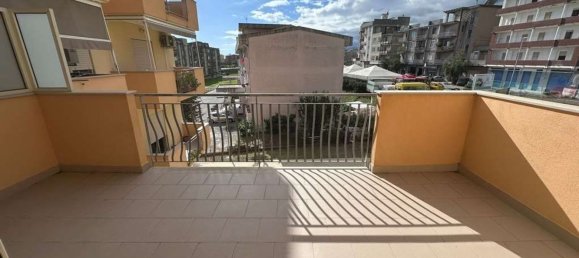 5 rooms Apartment in Soverato, Italy No. 221809 4