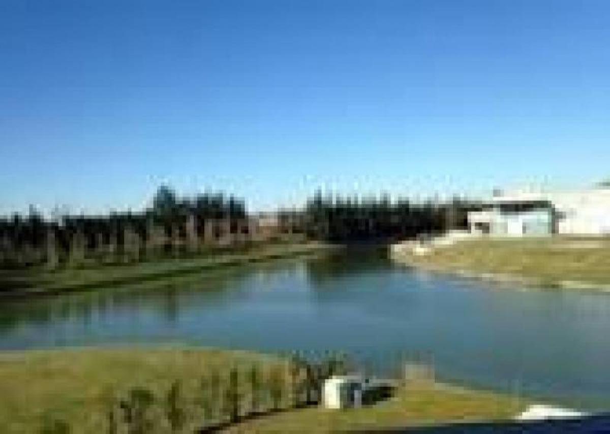  Land in Tigre, Argentina No. 32874