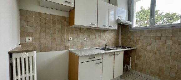 Studio in Chambly, France, Nr. 264569 3