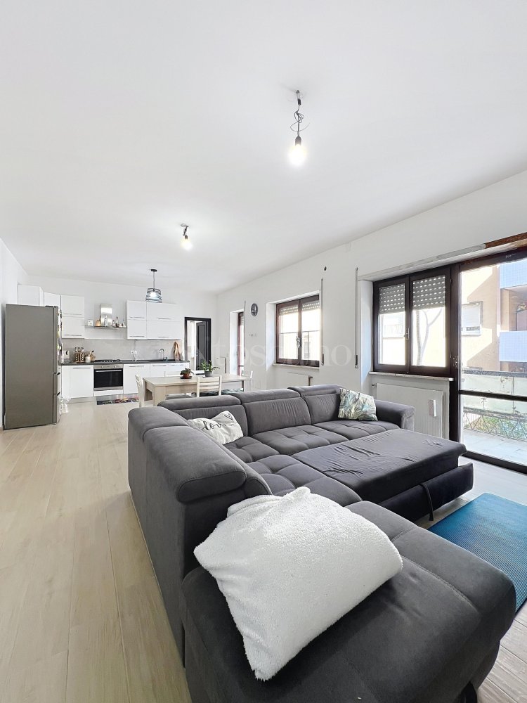 5 rooms Apartment in Sassari, Italy No. 63434