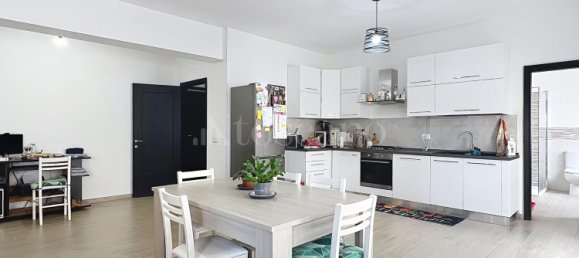 5 rooms Apartment in Sassari, Italy No. 63434 7