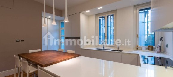 4 Schlafzimmer Wohnung in Milan, Italy, Nr. 379166 34