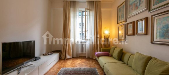4 Schlafzimmer Wohnung in Milan, Italy, Nr. 379166 8
