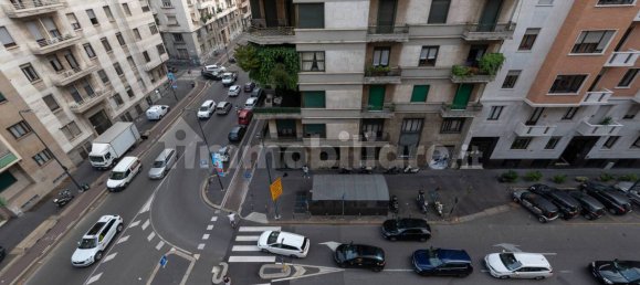 4 Schlafzimmer Wohnung in Milan, Italy, Nr. 379166 12