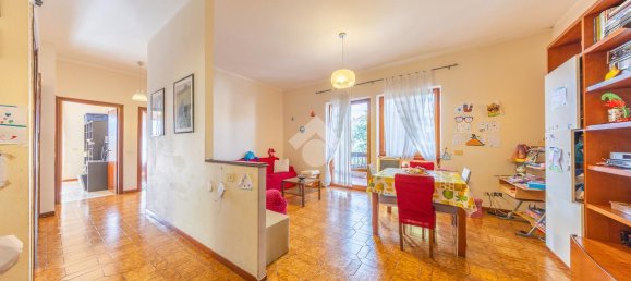 3 rooms Apartment in Fonte Nuova, Italy No. 175022 5