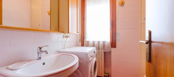 3 bedrooms Apartment in Mogliano Veneto, Italy No. 301569 17