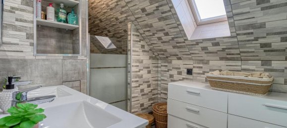 3 chambres Maison à Voglans, France No. 202986 18