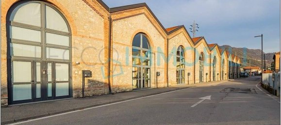 5 rooms Office in Calolziocorte, Italy No. 292779 23