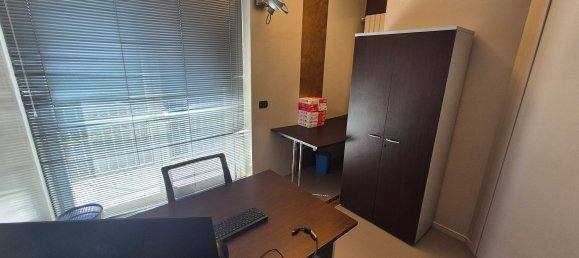 86m² Office in Castelletto sopra Ticino, Italy No. 374956 8