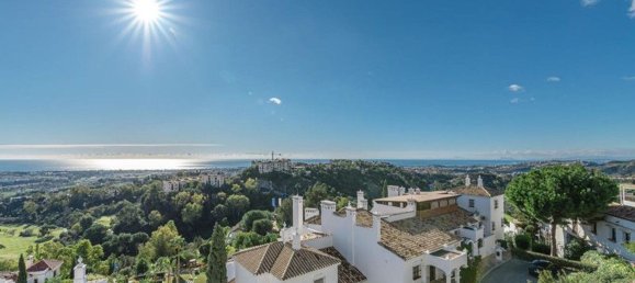 3 bedrooms Penthouse in La Quinta, Spain No. 43226 2