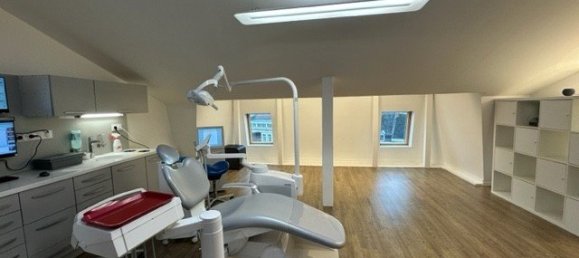 Gebäude in Valenciennes, France 250m², Nr. 234680 2