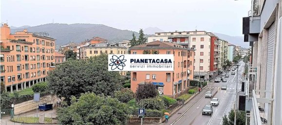 1 bedroom Apartment in Bergamo, Italy No. 322994 12