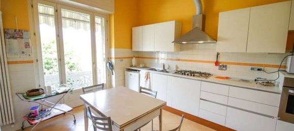 2 غرف نوم شقة في Turin, Italy رقم 323205 10