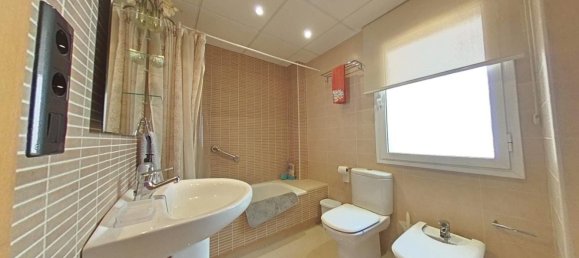 Квартира с 3 спальнями в Салоу, Испания № 134413 3