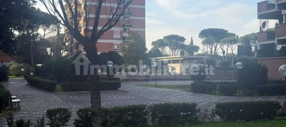 2 bedrooms Apartment in Rome, Italy No. 44860 3