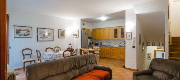 Квартира с 2 спальнями в Коацце, Италия № 266044 2