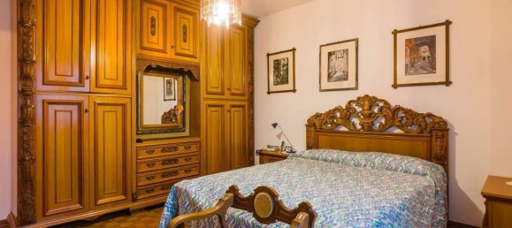 Квартира с 2 спальнями в Коацце, Италия № 266044 17