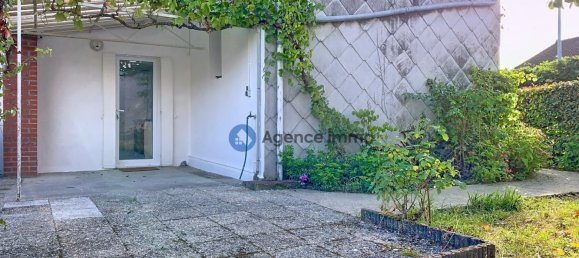 2 chambres Maison à Château-la-Vallière, France No. 349751 3