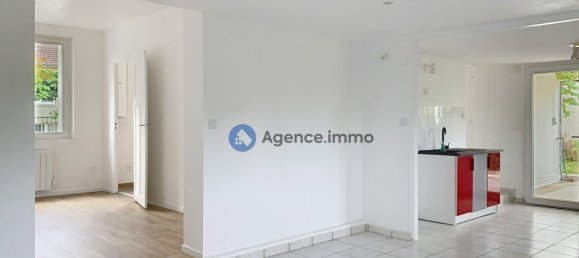 2 chambres Maison à Château-la-Vallière, France No. 349751 5