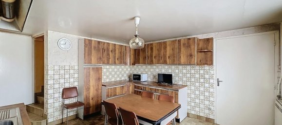 4 bedrooms Villa in Hadol, France No. 242096 7