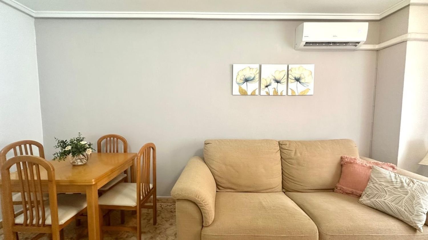 Квартира с 2 спальнями в Торревьеха, Испания № 193276