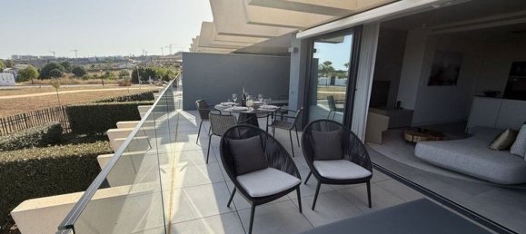 Ático de 2 dormitorios en Estepona, Spain No. 134154 4