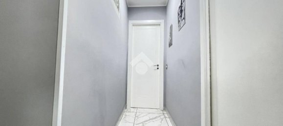 2 bedrooms Apartment in Naples, Italy No. 31587 13