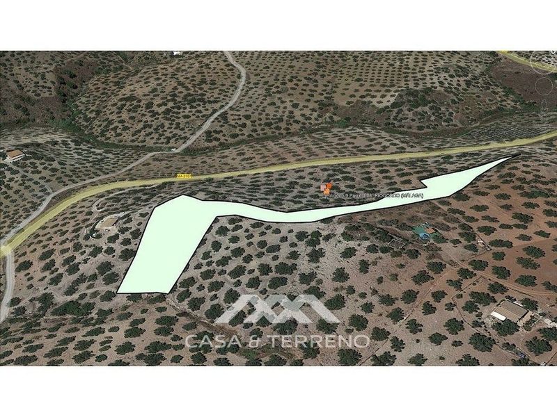 Terreno en Riogordo, Spain 10330 m² No. 224005