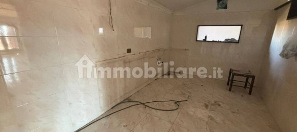 2 bedrooms Apartment in Ardea, Italy No. 262544 9