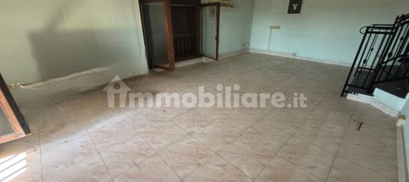 2 bedrooms Apartment in Ardea, Italy No. 262544 4