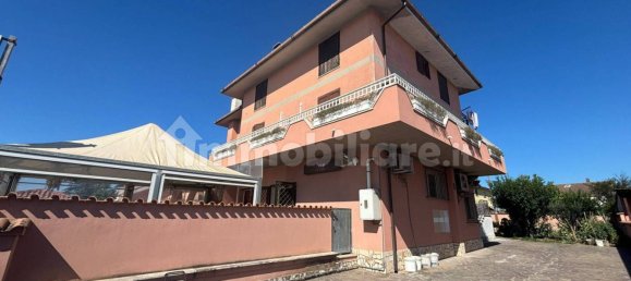 2 bedrooms Apartment in Ardea, Italy No. 262544 2