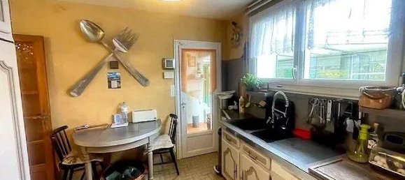 3 Schlafzimmer Haus in Apremont, France, Nr. 98381 6