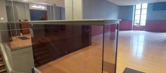 181m² Commercial property in Tarbes, France No. 351522 6