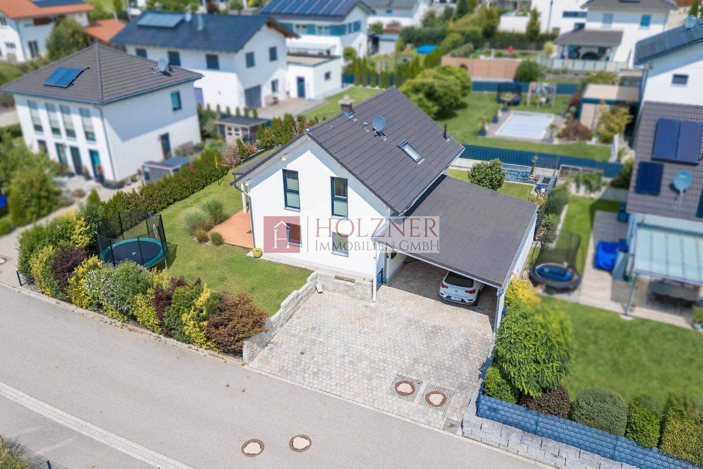 Casa de 3 dormitorios en Landshut, Germany No. 222849