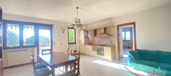 2 bedrooms Apartment in Verona, Italy No. 324390 3