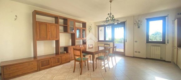 2 bedrooms Apartment in Verona, Italy No. 324390 5